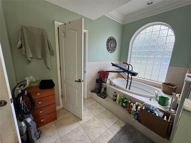 30542 APRICOT AVENUE, Eustis, FL 32736