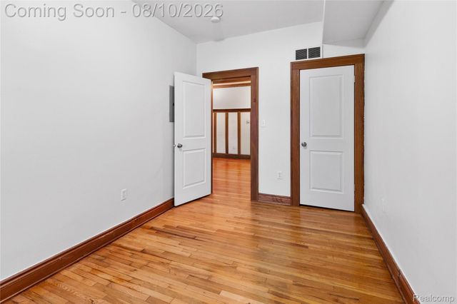 242 E PALMER Street 4, Detroit, MI 48202