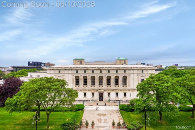 242 E PALMER Street 4, Detroit, MI 48202