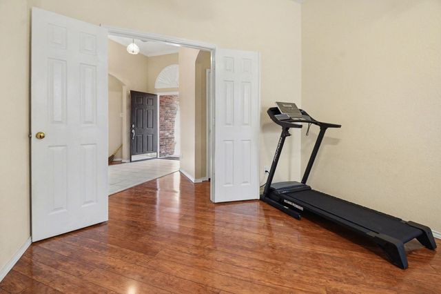 1227 Rivercrest Drive, Mesquite, TX 75181