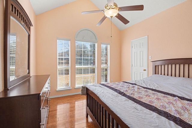 1227 Rivercrest Drive, Mesquite, TX 75181