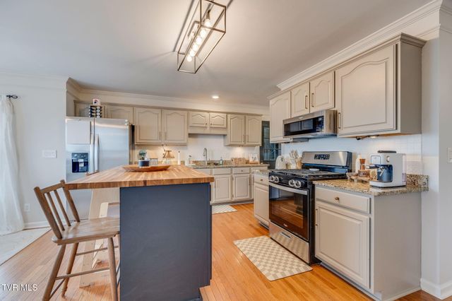 4021 Lakota Place, Kingsport, TN 37664