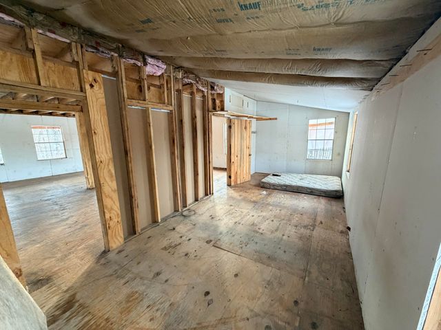 557 County Road 206, Alton, MO 65606