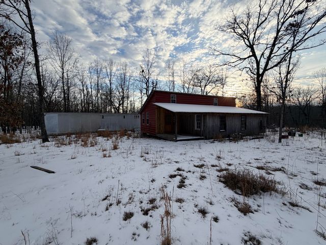 557 County Road 206, Alton, MO 65606