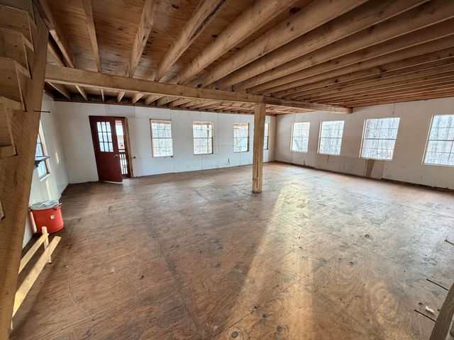 557 County Road 206, Alton, MO 65606