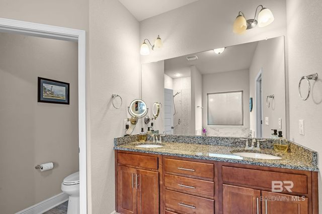 335 Thornhill Circle, Gulf Shores, AL 36542