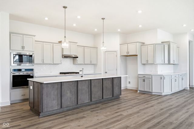 11922 Charles Eric Way, Noblesville, IN 46060