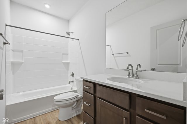 11922 Charles Eric Way, Noblesville, IN 46060