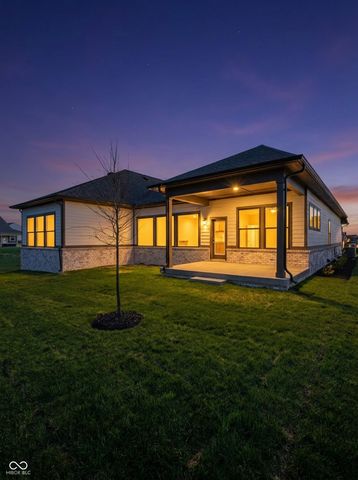 11922 Charles Eric Way, Noblesville, IN 46060