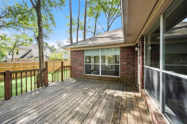22 N Hollylaurel Circle, The Woodlands, TX 77382