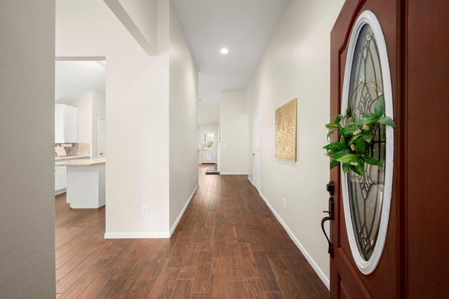 22 N Hollylaurel Circle, The Woodlands, TX 77382