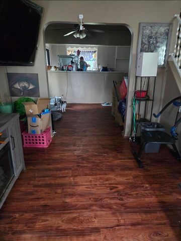 5328 S Inkster Road, Westland, MI 48186