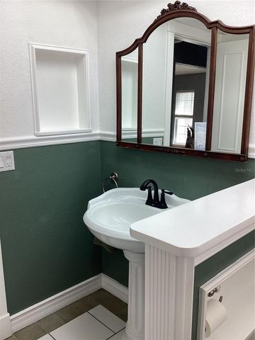 6426 DRAKE COURT, New Port Richey, FL 34652