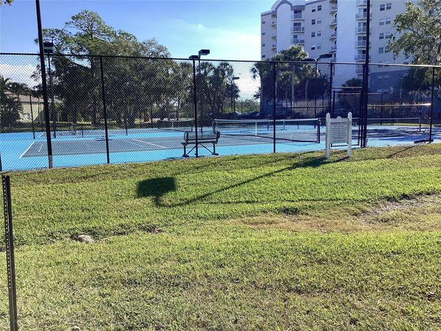 6426 DRAKE COURT, New Port Richey, FL 34652