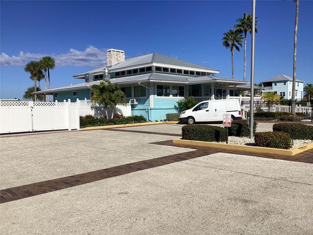 6426 DRAKE COURT, New Port Richey, FL 34652