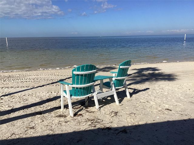 6426 DRAKE COURT, New Port Richey, FL 34652