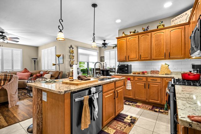 1474 W Flint Lane, Romeoville, IL 60446