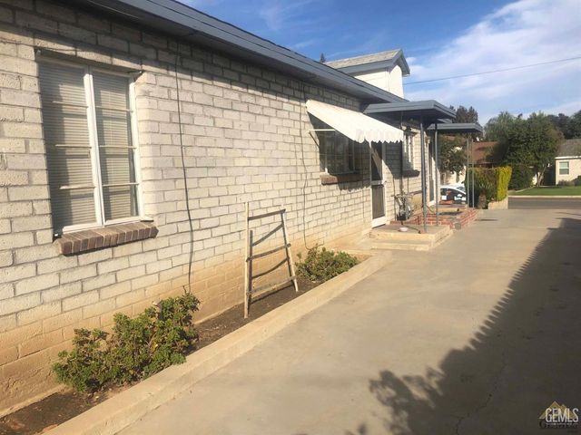 2407 Olympic Drive, Bakersfield, CA 93308