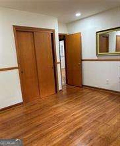 2560 Wood Valley Drive, East Point, GA 30344