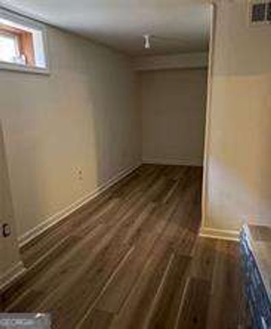 2560 Wood Valley Drive, East Point, GA 30344