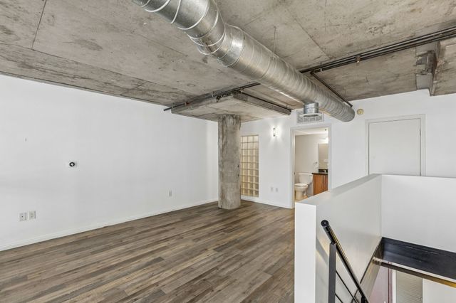 3110 THOMAS Avenue 706, Dallas, TX 75204