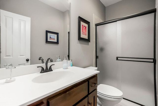 7928 Apache Road, Lenexa, KS 66227