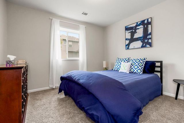 7928 Apache Road, Lenexa, KS 66227