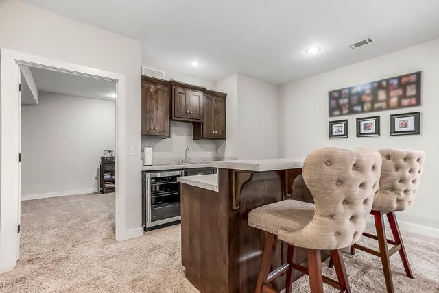 7928 Apache Road, Lenexa, KS 66227