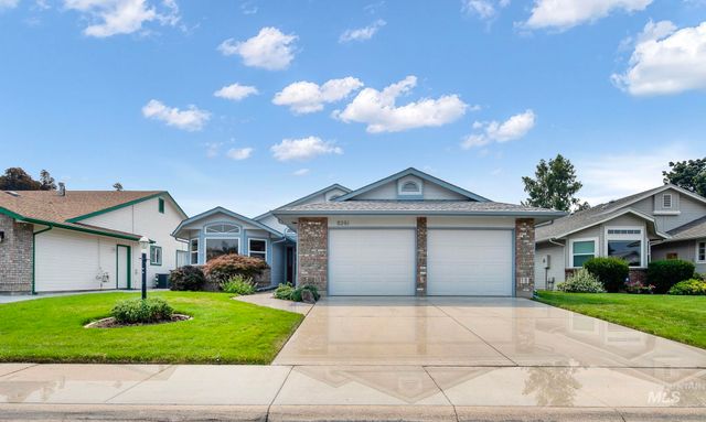 8261 W Echo Falls Ln, Garden City, ID 83714