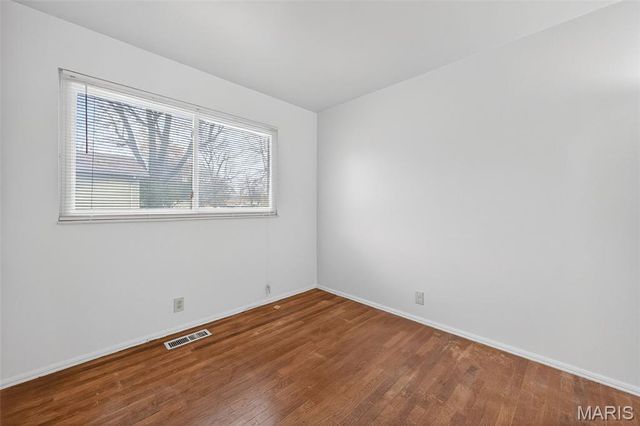 2560 Woodsage Drive, Florissant, MO 63033