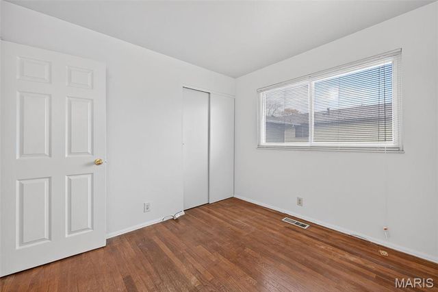 2560 Woodsage Drive, Florissant, MO 63033