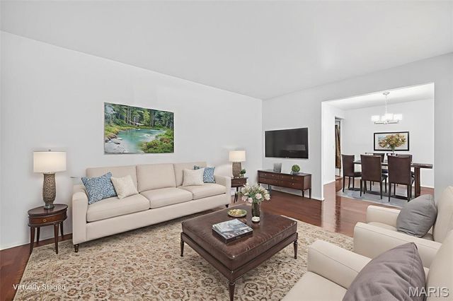 2560 Woodsage Drive, Florissant, MO 63033