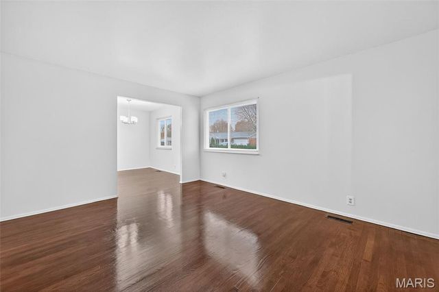 2560 Woodsage Drive, Florissant, MO 63033