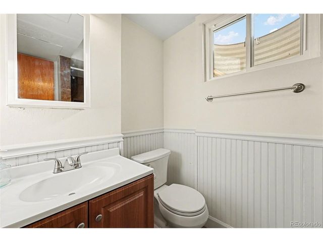 12366 W Green Mountain Dr, Denver, CO 80228