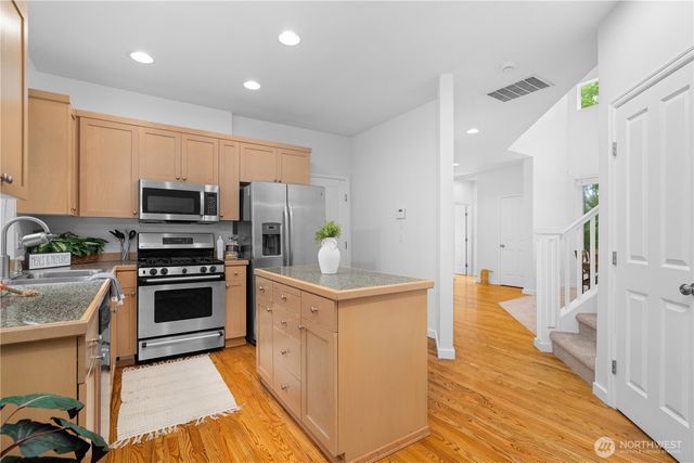 22526 SE 12th Place, Sammamish, WA 98075