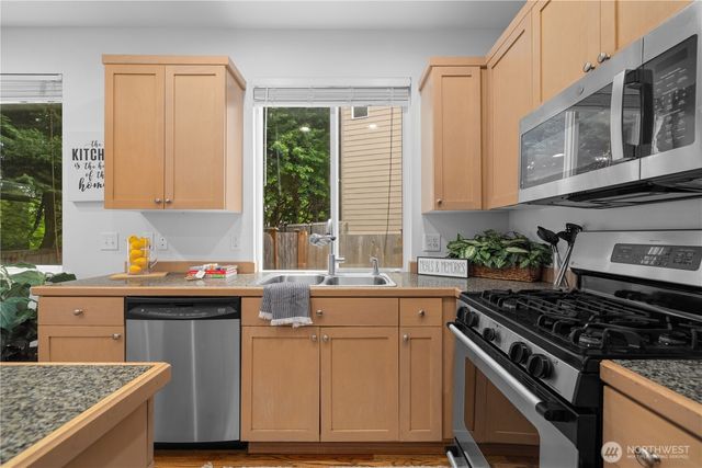 22526 SE 12th Place, Sammamish, WA 98075