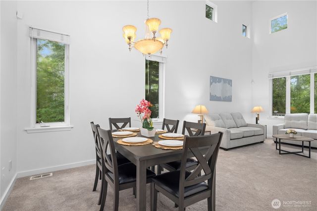 22526 SE 12th Place, Sammamish, WA 98075
