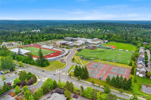 22526 SE 12th Place, Sammamish, WA 98075