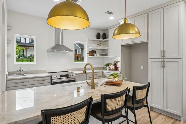 3031 Brooklyndell Avenue, Dallas, TX 75211