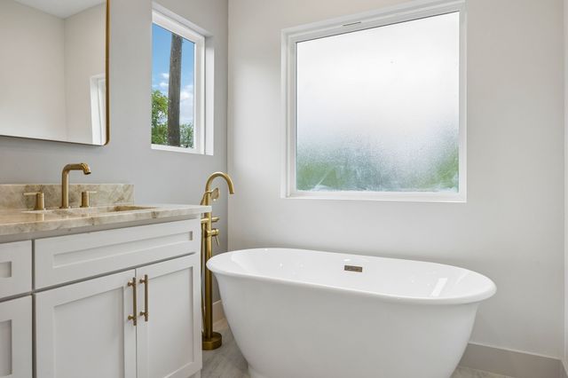 3031 Brooklyndell Avenue, Dallas, TX 75211