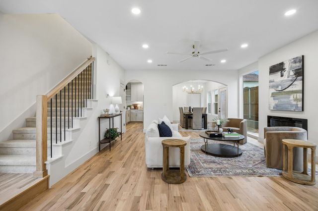 3031 Brooklyndell Avenue, Dallas, TX 75211