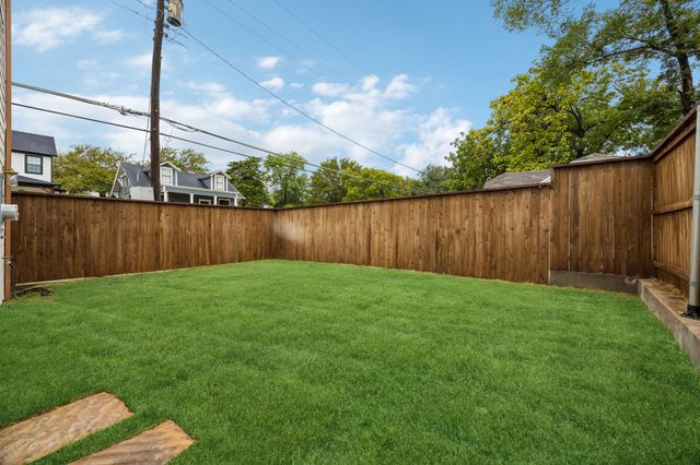 3031 Brooklyndell Avenue, Dallas, TX 75211