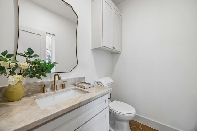 3031 Brooklyndell Avenue, Dallas, TX 75211