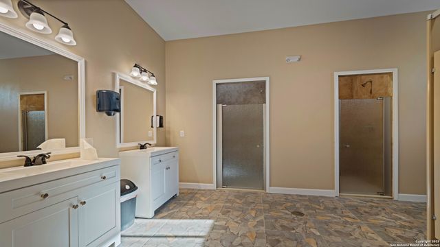 9089 FM 2673, Canyon Lake, TX 78133