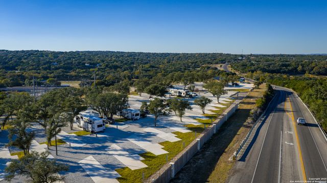 9089 FM 2673, Canyon Lake, TX 78133