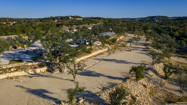 9089 FM 2673, Canyon Lake, TX 78133