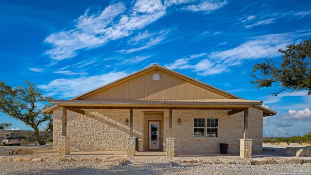 9089 FM 2673, Canyon Lake, TX 78133