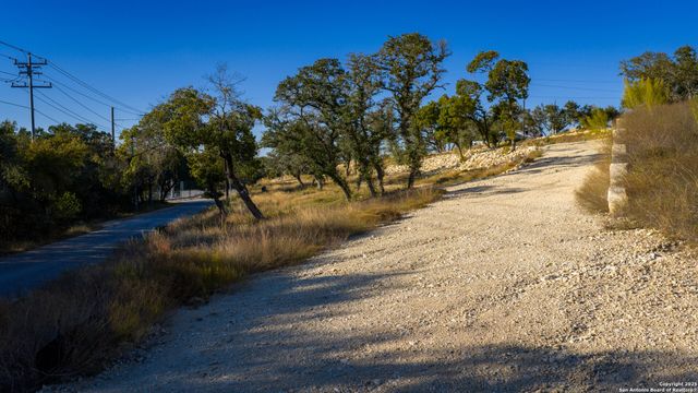 9089 FM 2673, Canyon Lake, TX 78133