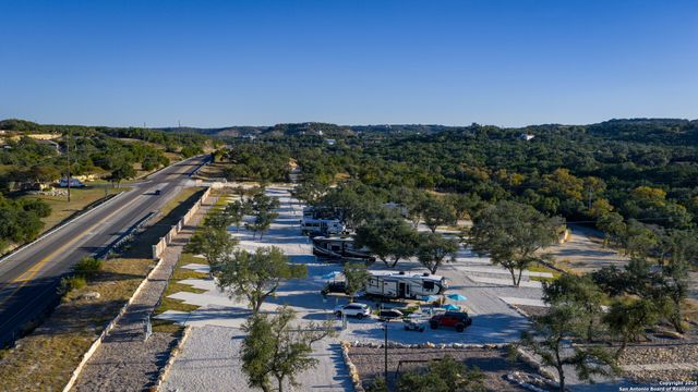 9089 FM 2673, Canyon Lake, TX 78133