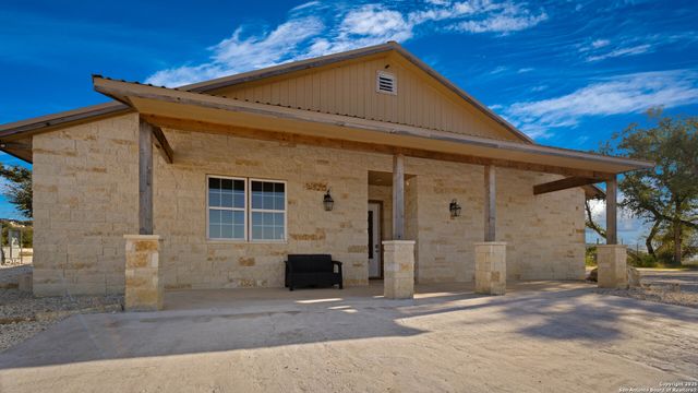 9089 FM 2673, Canyon Lake, TX 78133